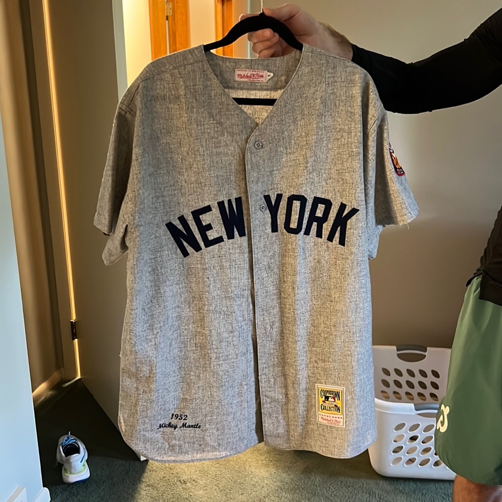 Authentic Mickey Mantle Mitchell & Ness 1952 Jersey size 48 XL
